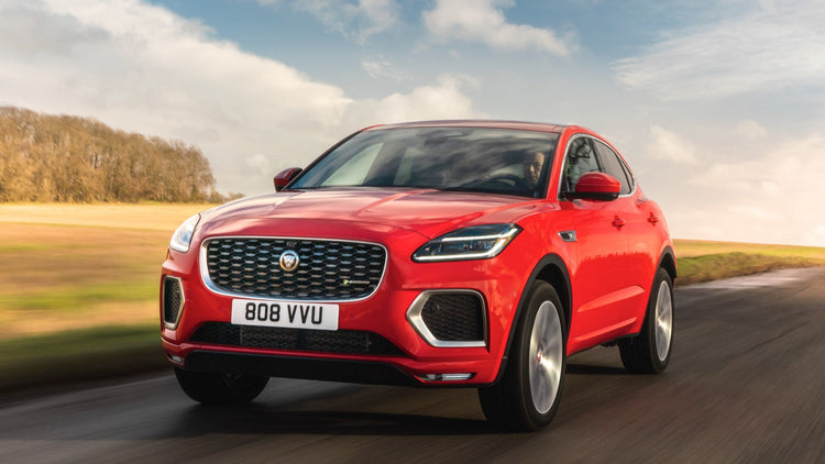 Jaguar i-Pace met laadpaal of Type 2 laadkabel