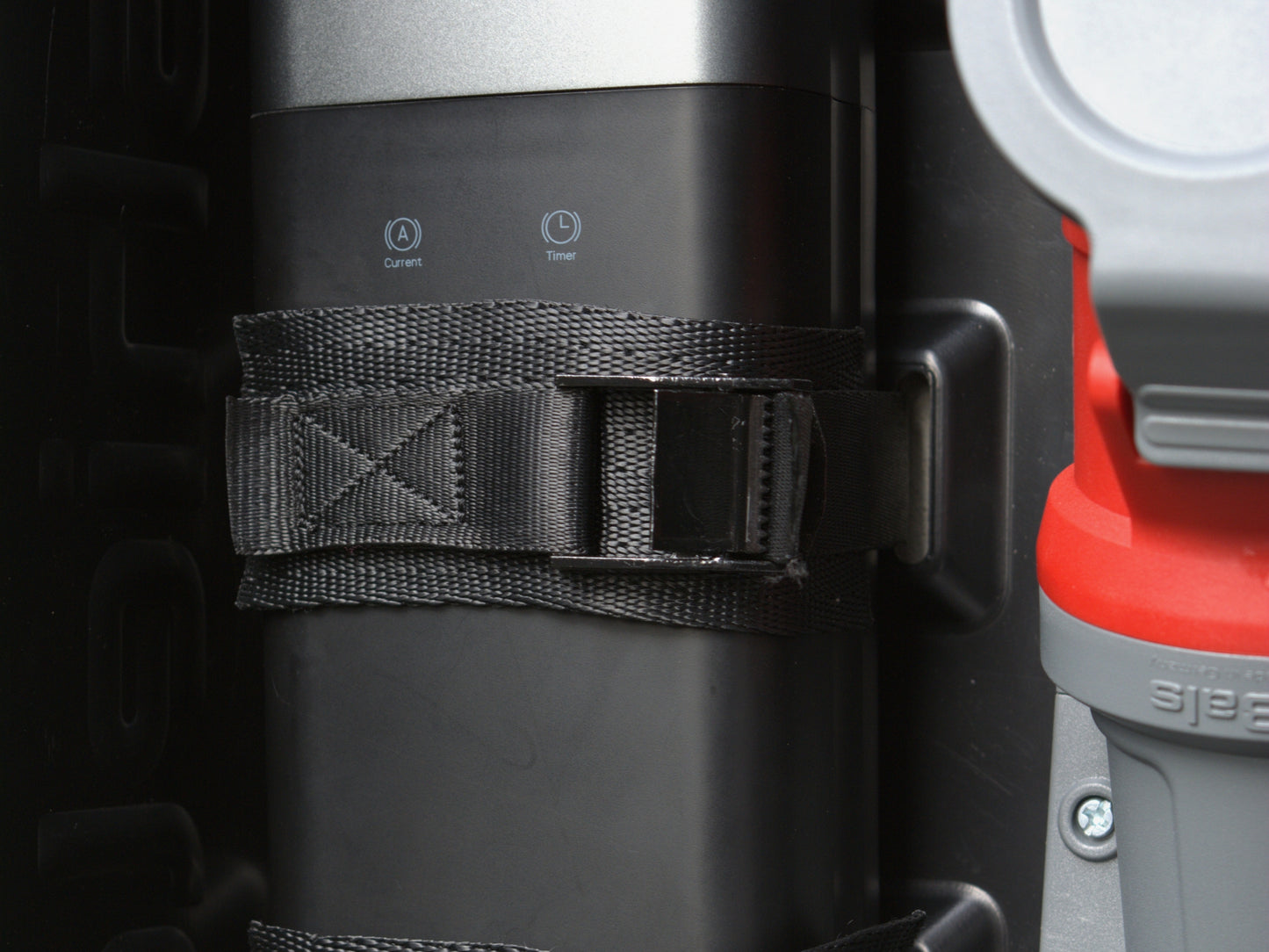 EVshield® PLUS – De Stijlvolle Vaste Laadoplossing voor Krachtstroom Thuisladers